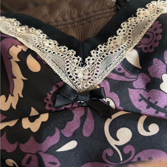 Intimates Apartment 9 Classy Black, Purple,Tan, Paisley. Subtly sexy. - Picture 6 of 6